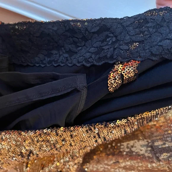 Striking NWT sequin sweetheart neckline Sz Med Anthropologie fully lined dress - Picture 9 of 14